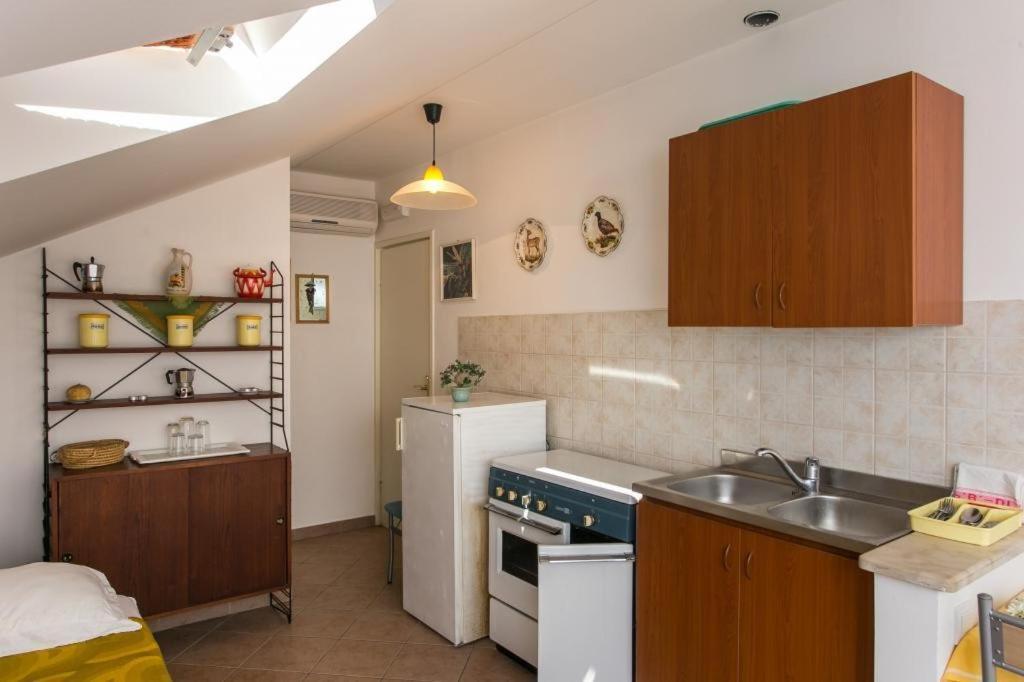 Apartments Tramonto ザトン 部屋 写真